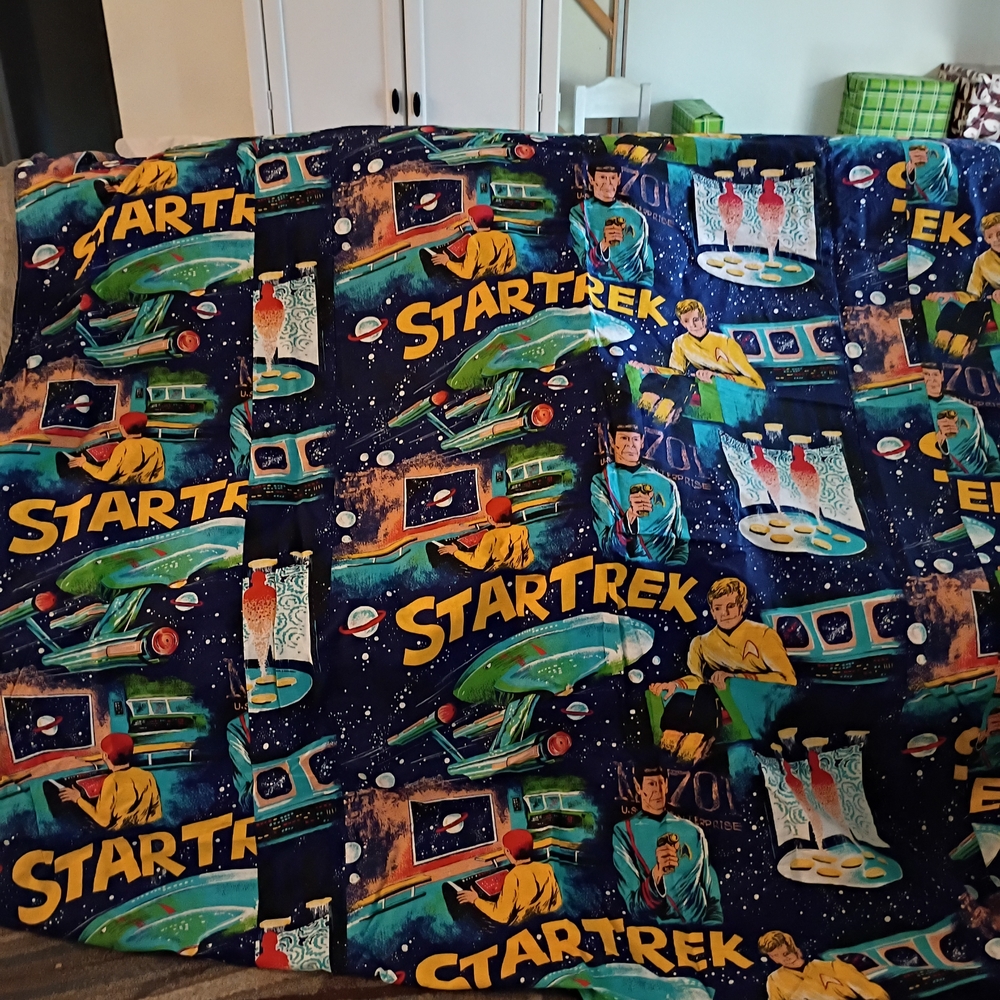 Star Trek Themed Twin Bedspread